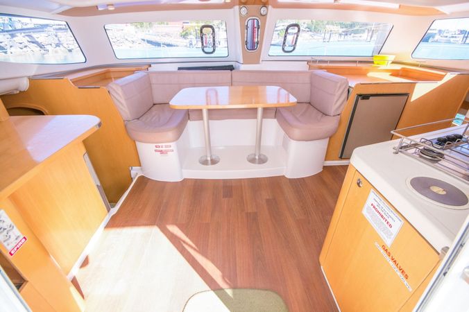 Fountaine Pajot Mahe 36 | Neko