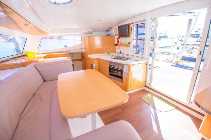 Fountaine Pajot Mahe 36 | Neko