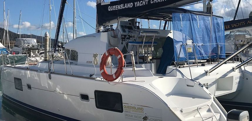 Lagoon 380 | Lunasea