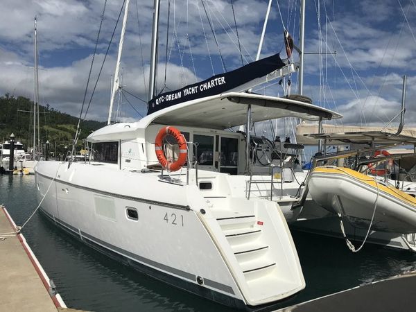 Lagoon 421 | Traviata