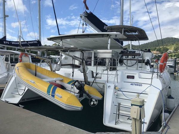 Lagoon 421 | Traviata