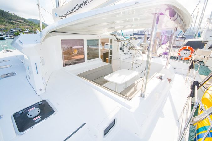 Lagoon 421 | Traviata