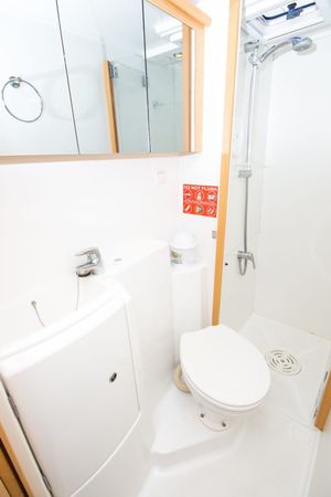 Lagoon 421 | Traviata