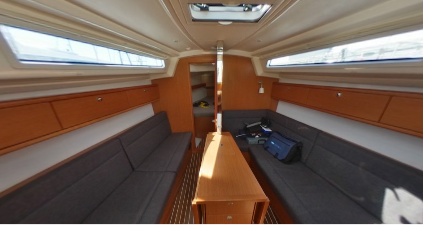 Bavaria Cruiser 33 | Starship