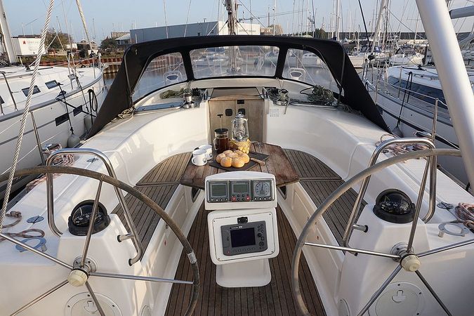 Bavaria Cruiser 40 | Luna