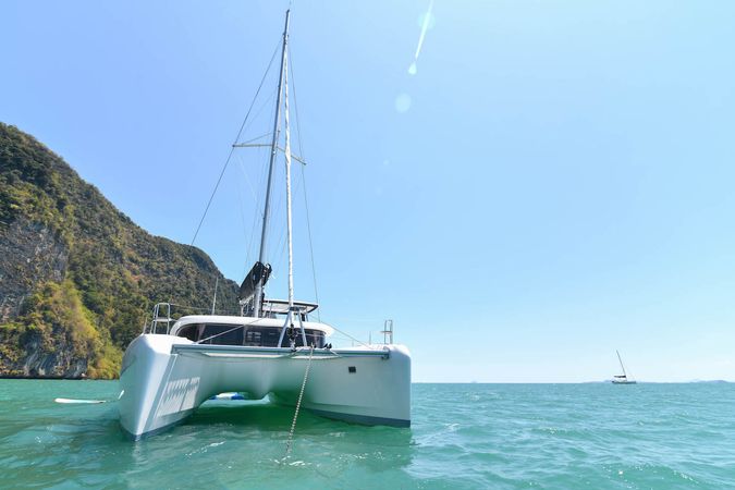 Lagoon 42 | Cloud Dancer