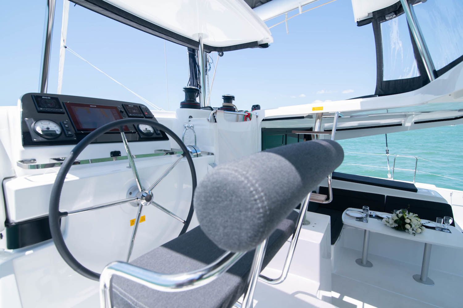 Lagoon 42 | Cloud Dancer