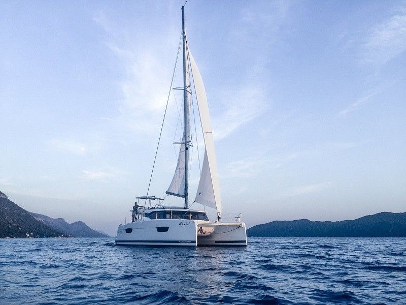 Fountaine Pajot Astrea 42 | Wave