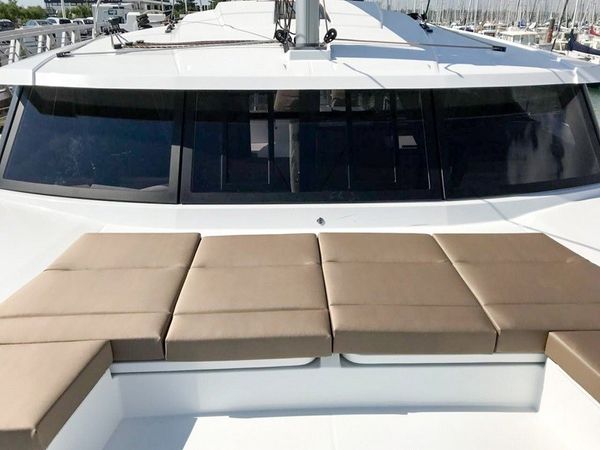Fountaine Pajot Astrea 42 | Wave