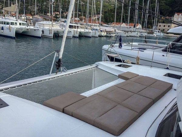 Fountaine Pajot Astrea 42 | Wave