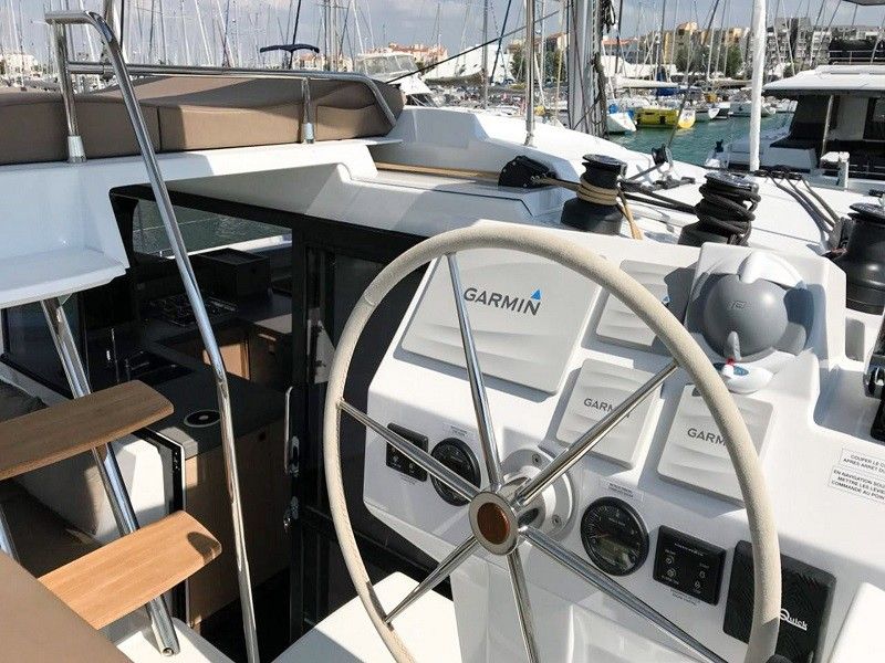 Fountaine Pajot Astrea 42 | Wave