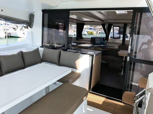Fountaine Pajot Astrea 42 | Wave