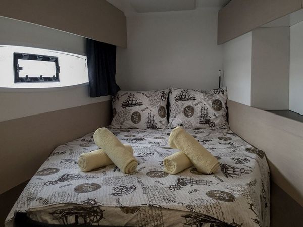 Fountaine Pajot Astrea 42 | Wave