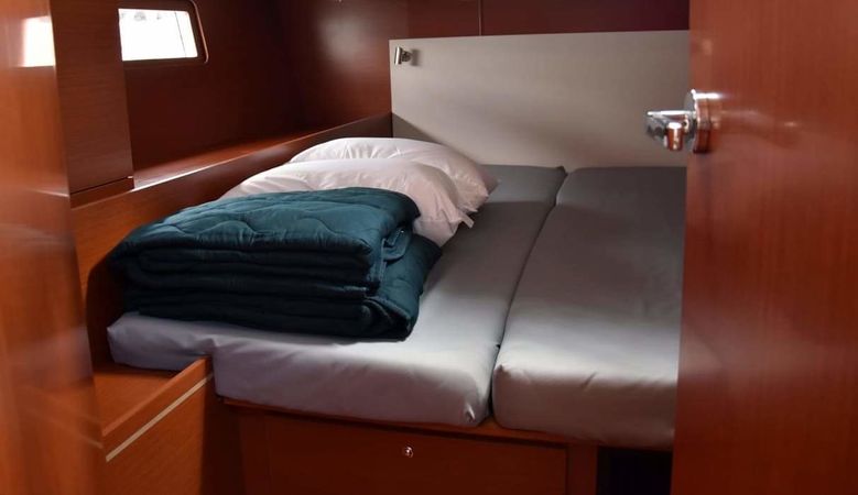 Beneteau Oceanis 51.1 | Antonios