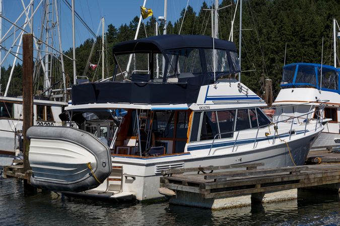 Bayliner 3288 | Sun Dance