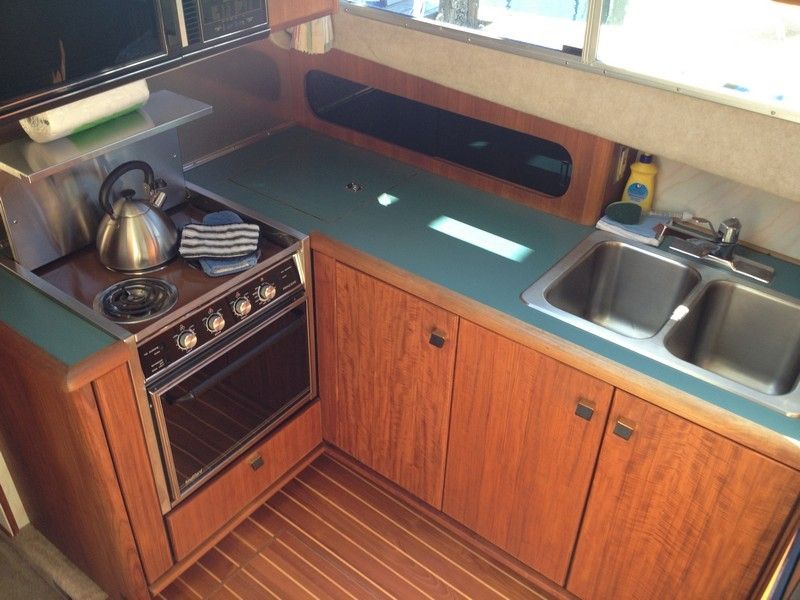 Bayliner 3888 | Ocean Pearl