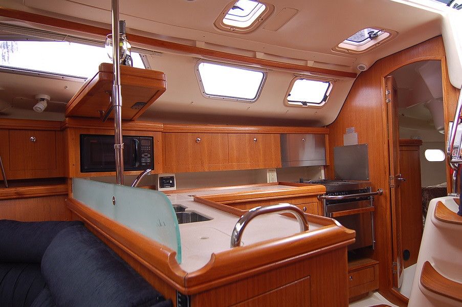 Hunter 386 | Never for Ever