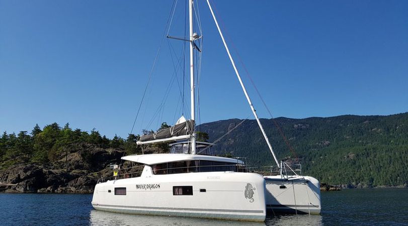 Lagoon 42 | Water Dragon