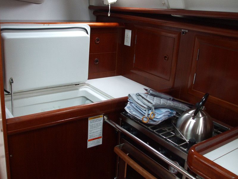 Beneteau 331 | Kala Kala