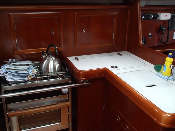 Beneteau 331 | Kala Kala