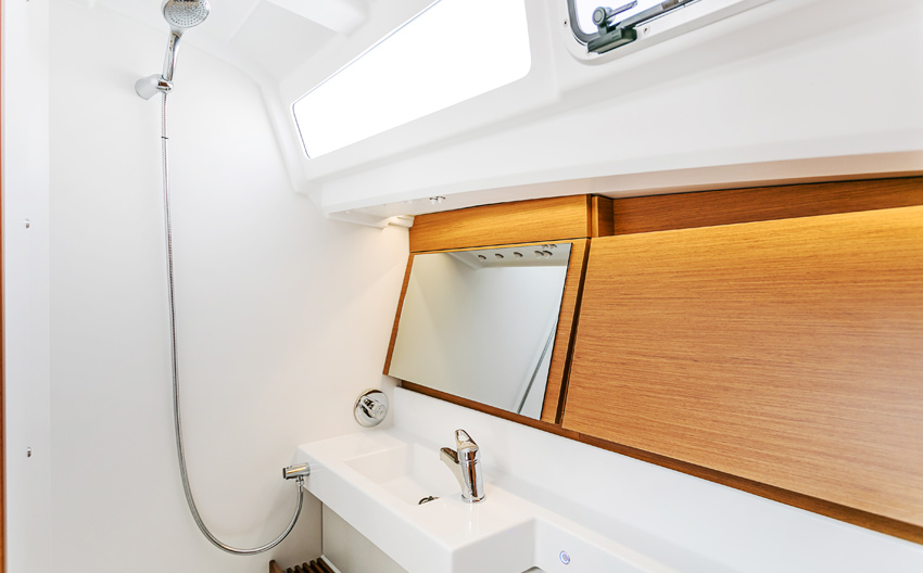 Jeanneau Sun Odyssey 440 | Indira