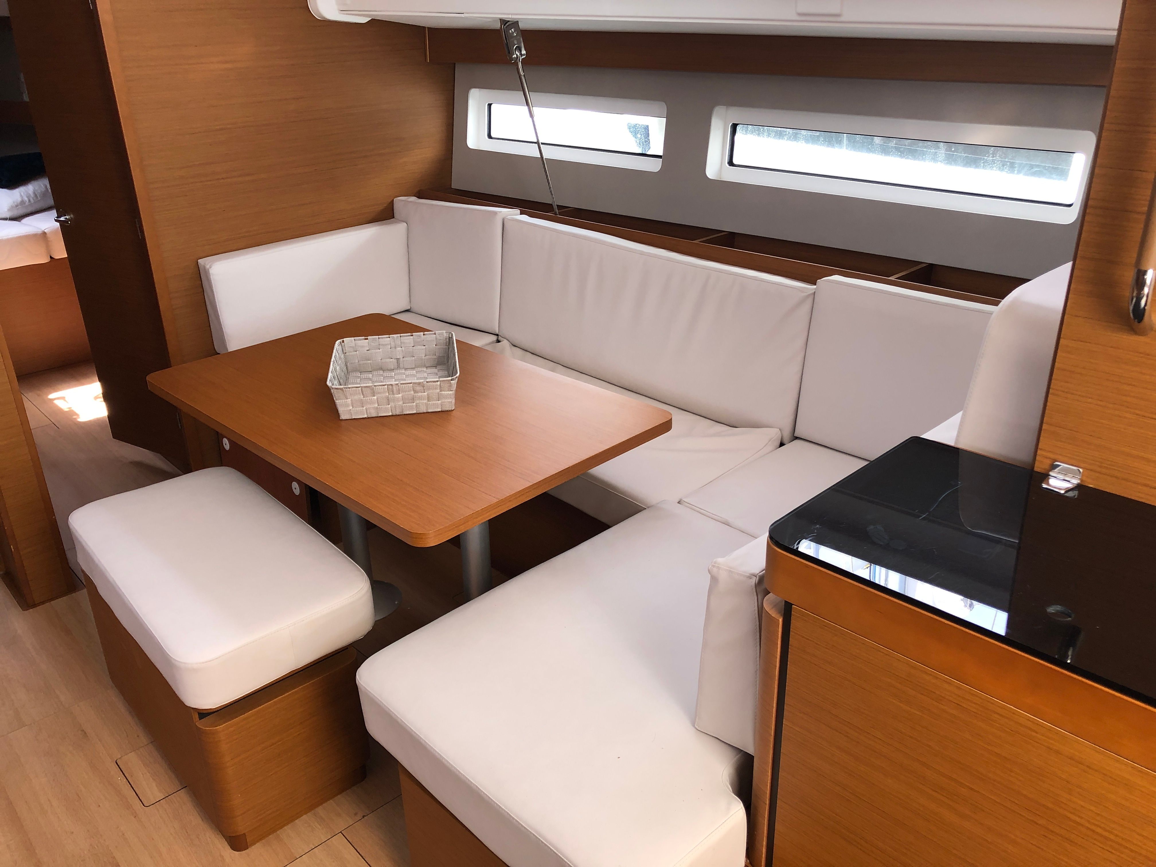 Jeanneau Sun Odyssey 490 | Frida