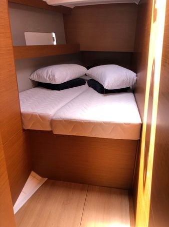 Jeanneau Sun Odyssey 490 | Frida