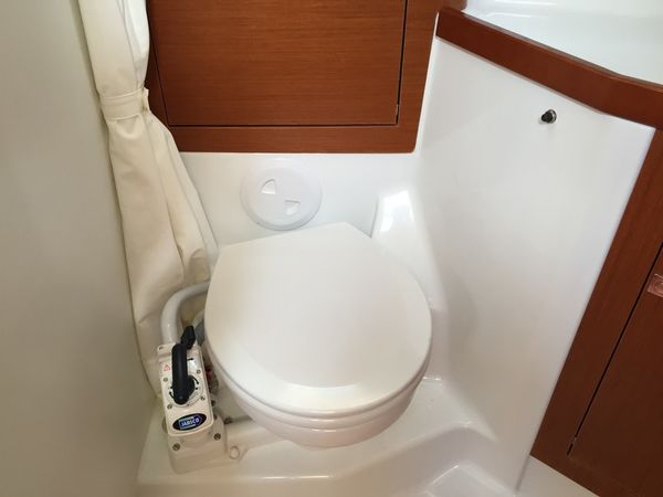 Beneteau Oceanis 45 | Mare Aeolos