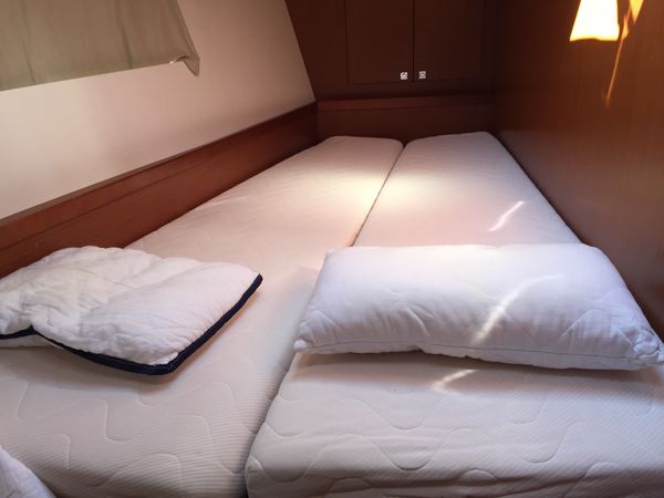 Beneteau Oceanis 45 | Mare Aeolos