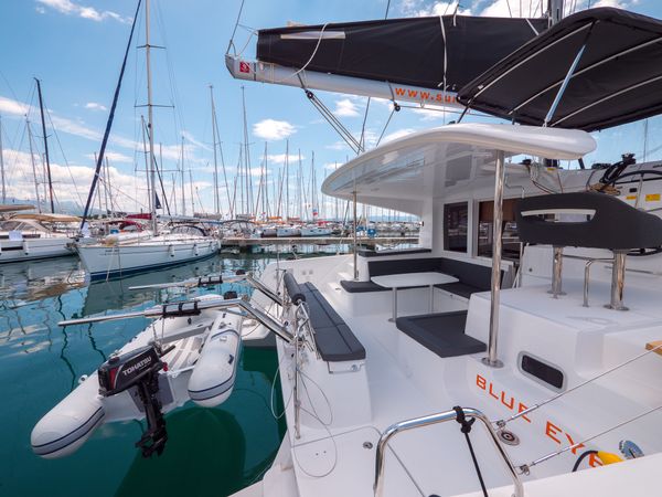 Lagoon 40 | Blue Eyes