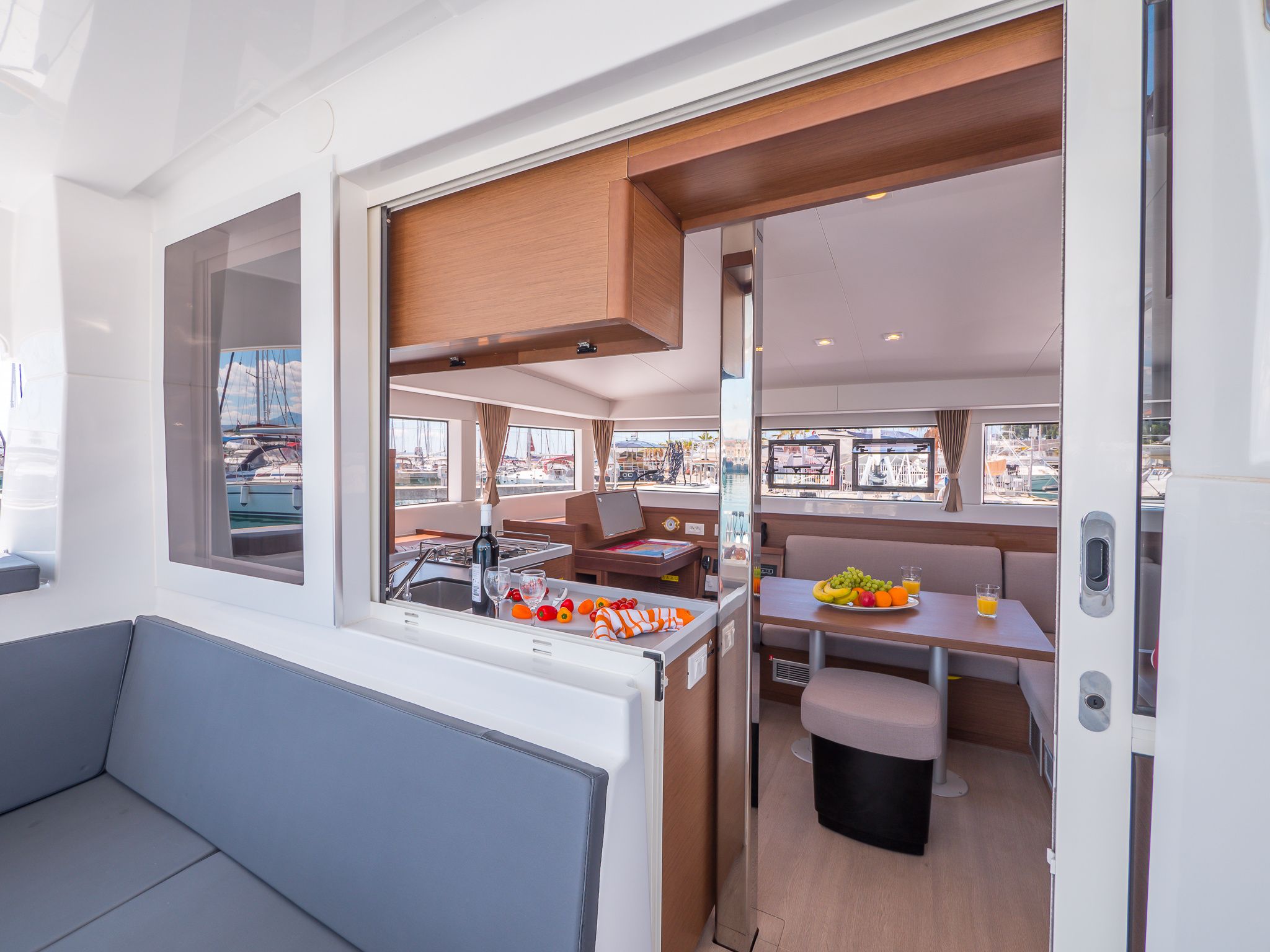 Lagoon 40 | Blue Eyes