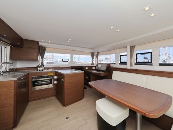 Lagoon 450 S | Oasis