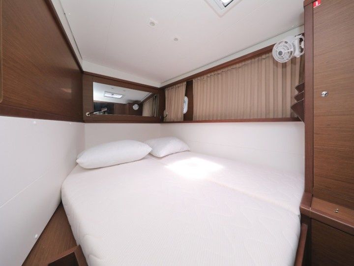 Lagoon 450 S | Oasis