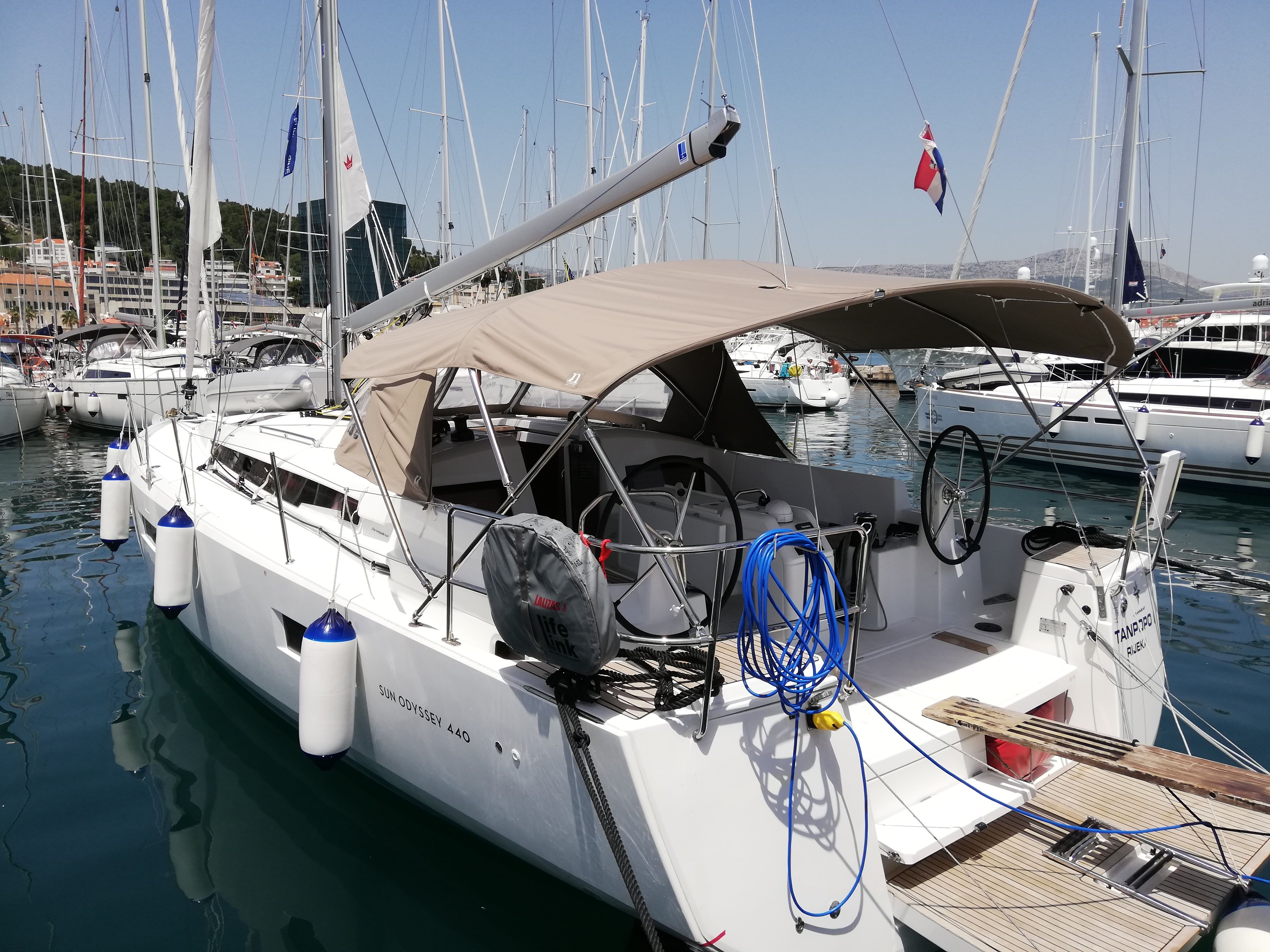 Jeanneau Sun Odyssey 440 | Tanpopo