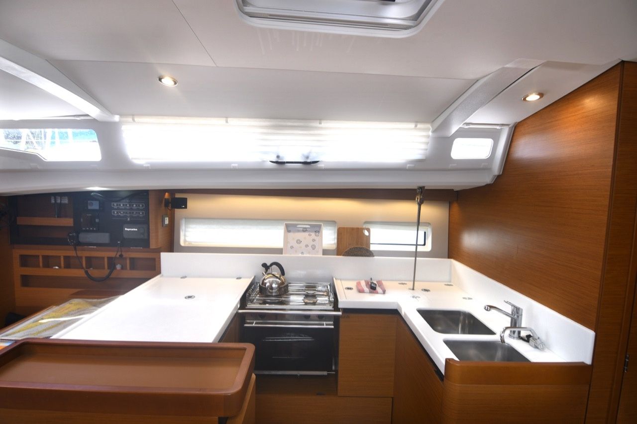 Jeanneau Sun Odyssey 440 | Signum Alfa