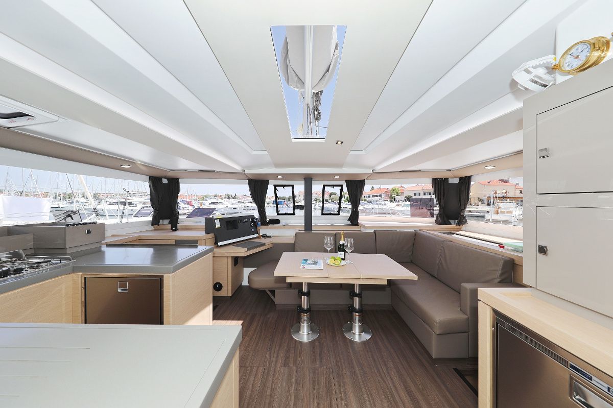 Fountaine Pajot Astrea 42 | Bella 5