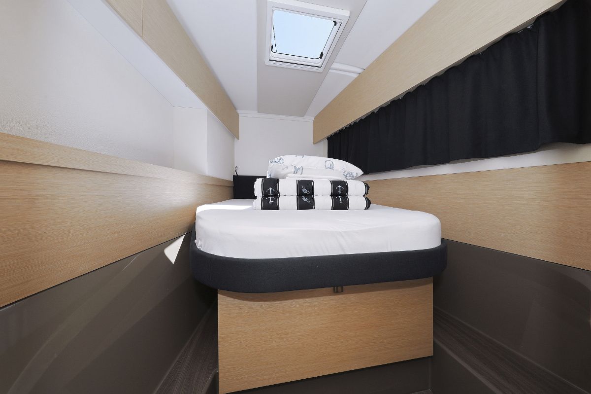 Fountaine Pajot Astrea 42 | Bella 5