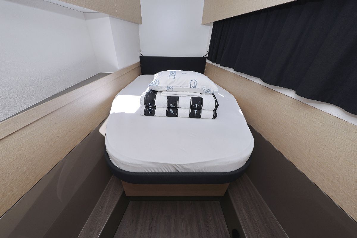 Fountaine Pajot Astrea 42 | Bella 5