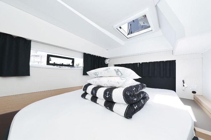 Fountaine Pajot Astrea 42 | Bella 5