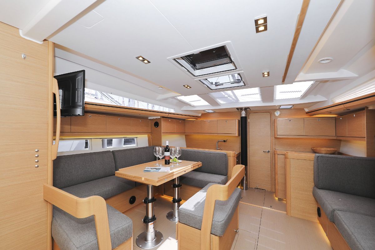 Dufour 520 GL | Luna 77