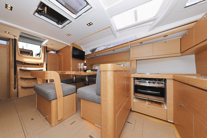 Dufour 520 GL | Luna 77