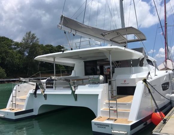 Fountaine Pajot Saona 47 | Lola 2