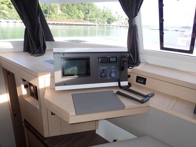 Fountaine Pajot Saona 47 | Lola 2