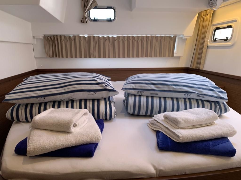 Lagoon 42 | Independent