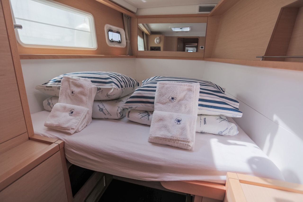 Lagoon 450 F | Island Queen