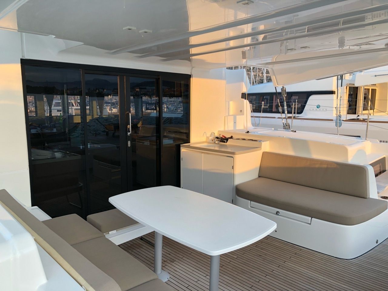 Lagoon 50 | Vi La Ut