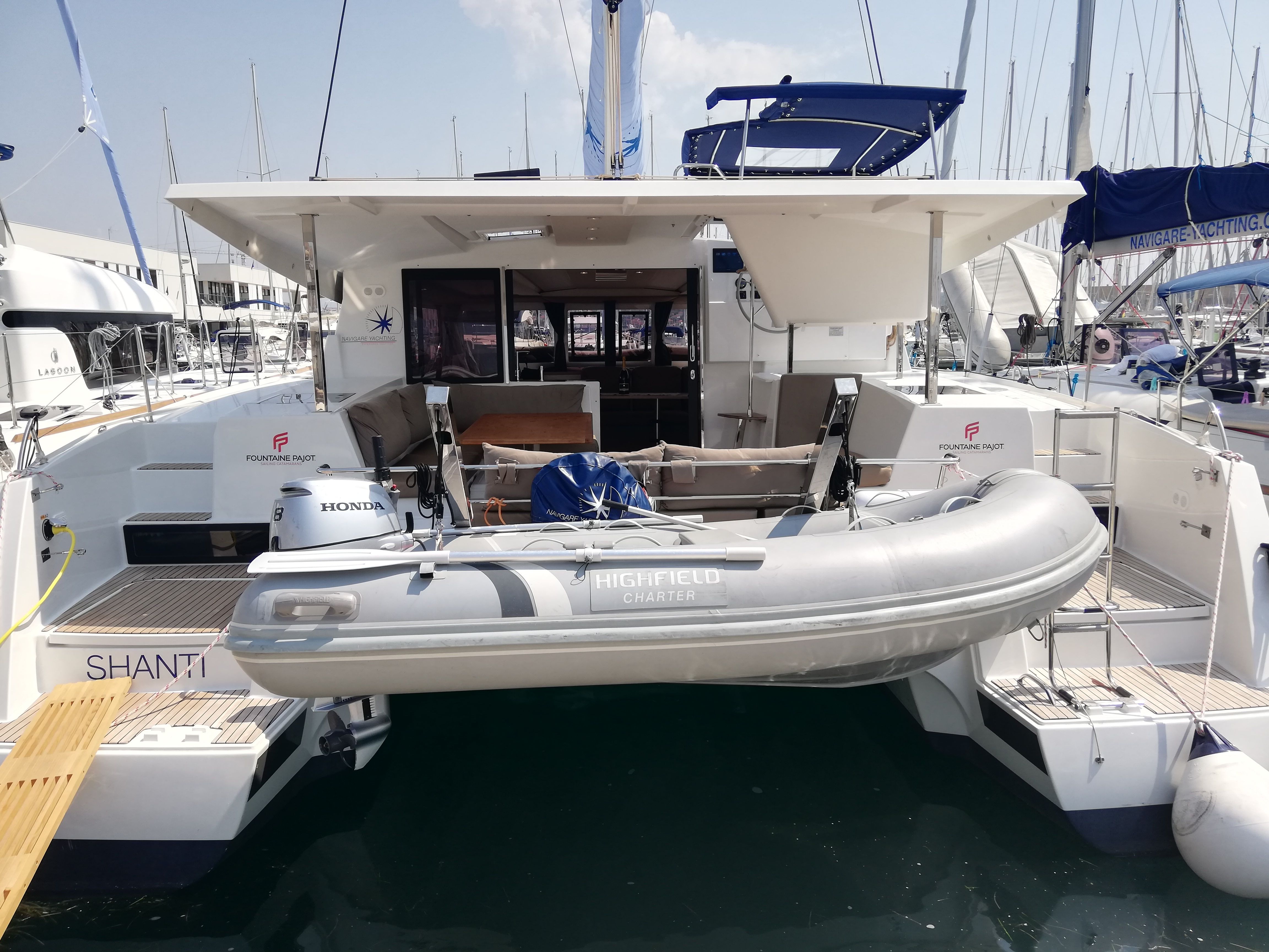 Fountaine Pajot Lucia 40 | Shanti