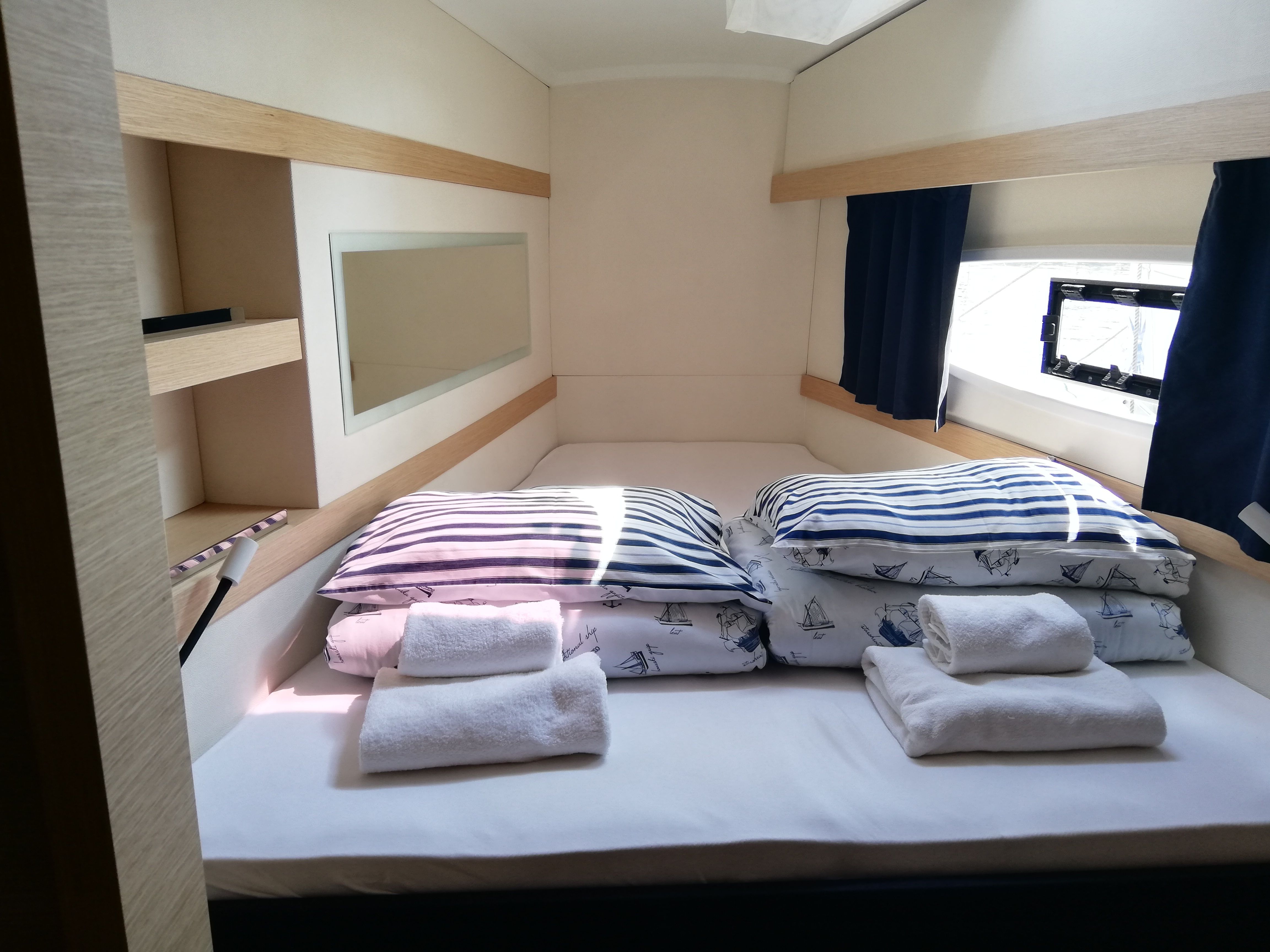 Fountaine Pajot Lucia 40 | Shanti