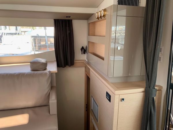 Fountaine Pajot Saba 50 | Waterloo