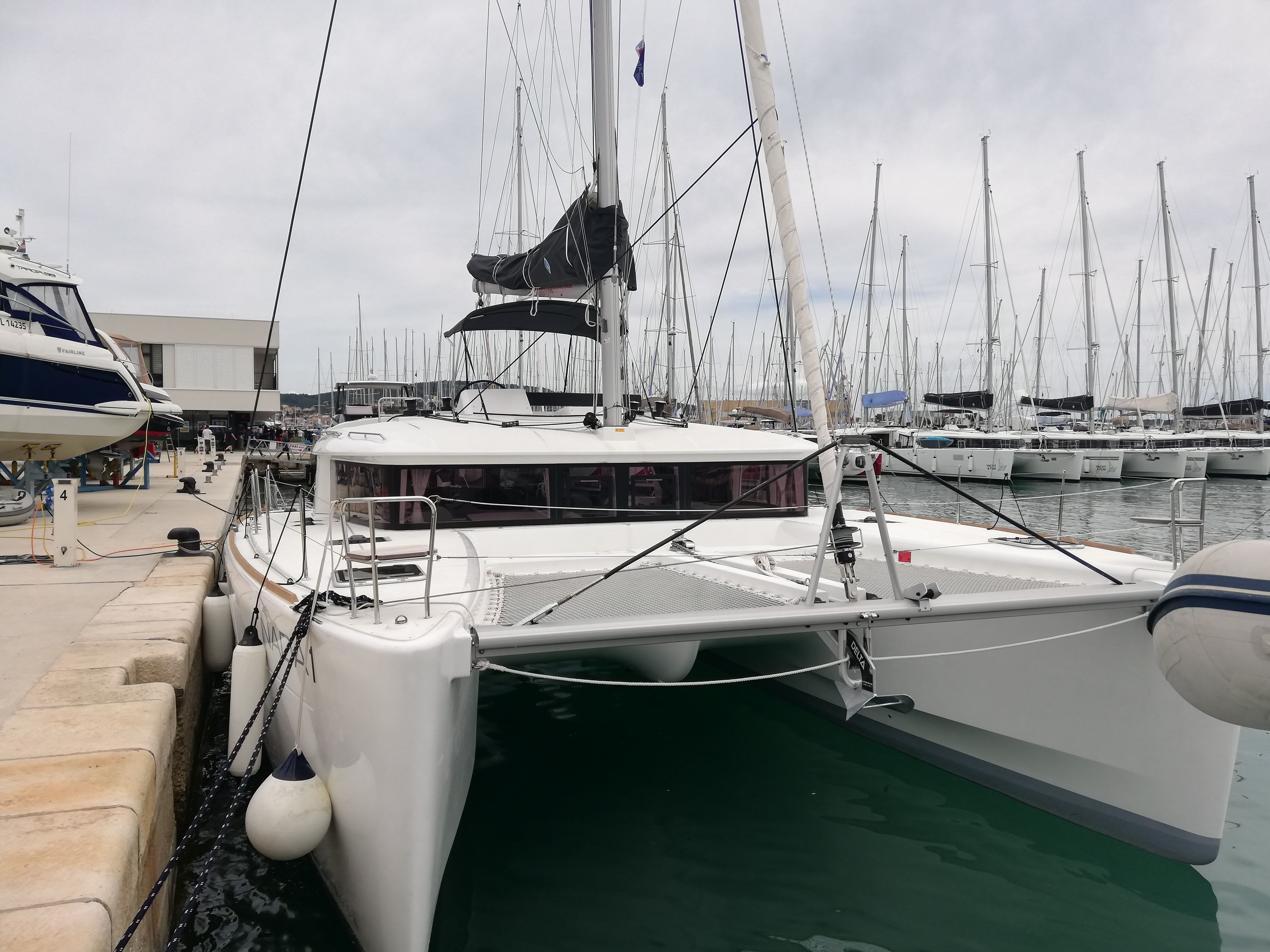 Lagoon 450 F | Nada